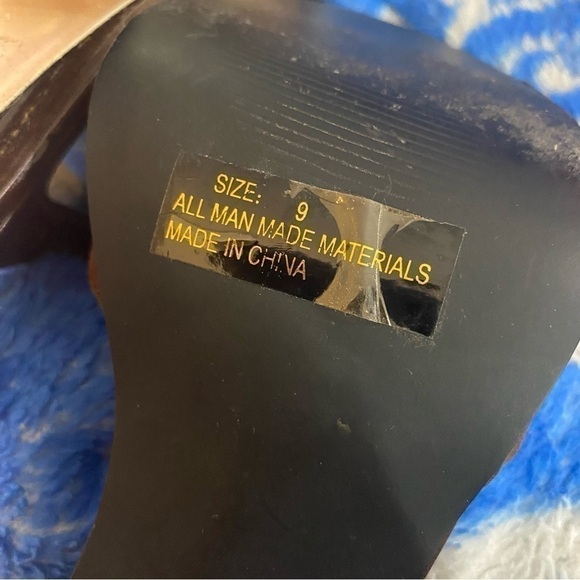 Charlotte Russe Open Toe Strap Heels Brown 9 - Picture 4 of 9